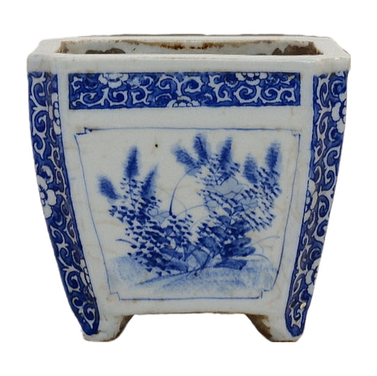 Japanese Octagonal Pot – Floral Motif